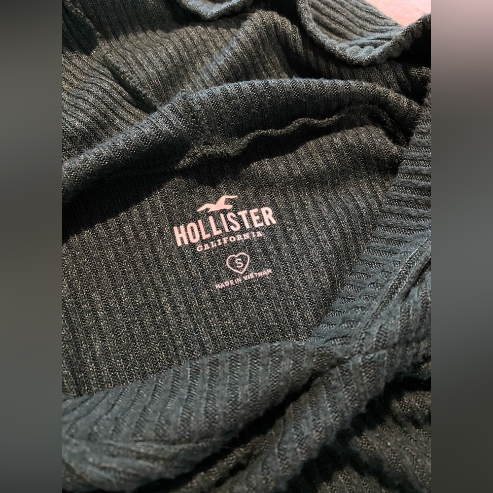 green hollister lightweight pullover hoodie - Picture 2 of 5